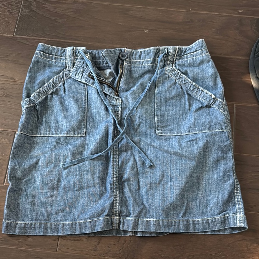 New York & Company Blue Tie Front Mini Skirt